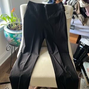 Women’s nic & Zoe black straight pants in size 8 from Nordstrom rack.
